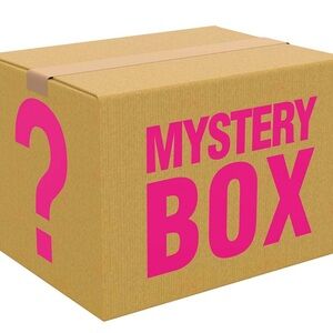Mystery Box. Only men's clothing ( 6 pieces)